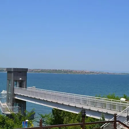Lovely In Santa Marina, *