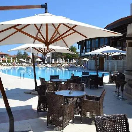Lovely In Santa Marina, Apartment *