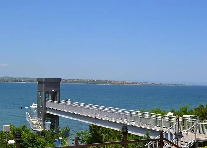 Lovely In Santa Marina, *